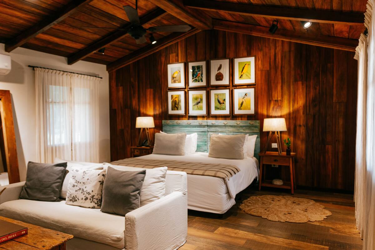 Suite | 1 bedroom, Egyptian cotton sheets, premium bedding, down duvets