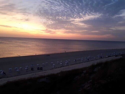 FeWo „Brans Igge“ - nur 350 m zum Strand. Modern und zentral in Westerland.