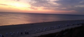 FeWo „Brans Igge“ - nur 350 m zum Strand. Modern und zentral in Westerland.