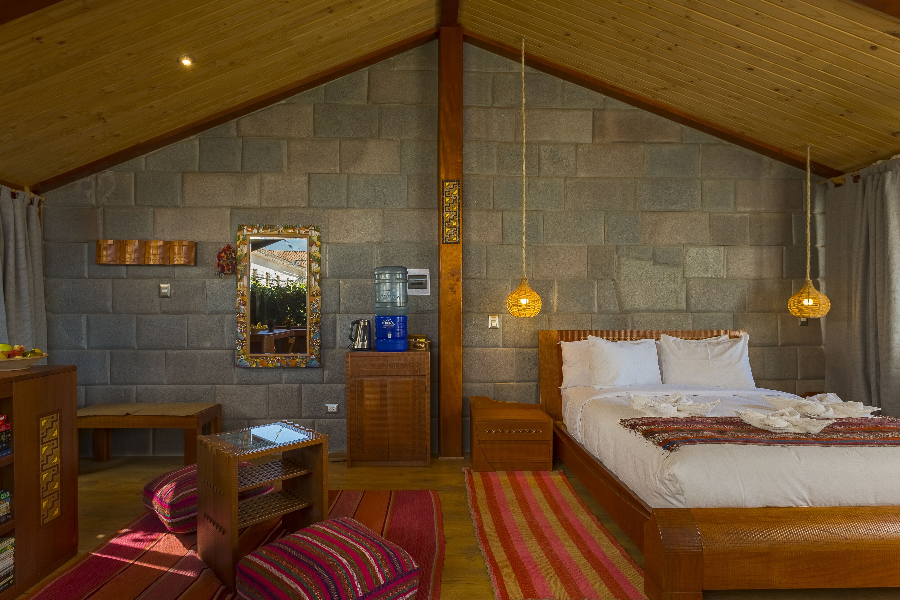 1 dormitori, escriptori, wifi gratuïta i roba de llit 