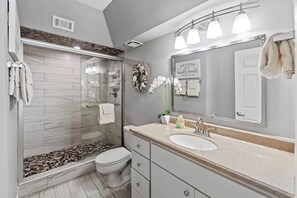 Shower, towels
