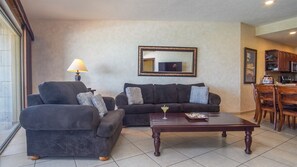 TV, DVD player, books, stereo