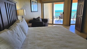 2 bedrooms, iron/ironing board, free WiFi, bed sheets - Sonoran Sun SE 605 You Are My Sunshine Lovely Ocean Front Condo (Puerto Peñasco)