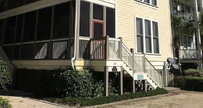 Steinhatchee Landing Resort-Wickershack #44-Riverview-THIRD NIGHT FREE