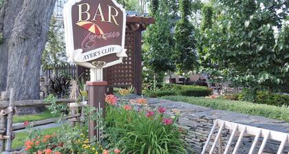 Auberge Ayers Cliff