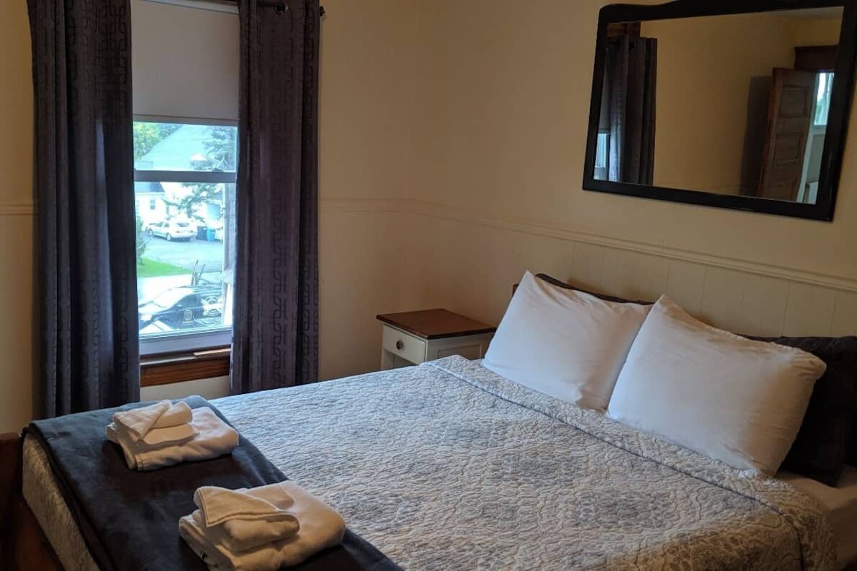 Chambre Double, 1 grand lit