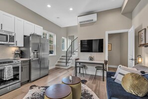 Table pulls out to seat 4 - Modern Farmhouse 30day + Near Downtown, Mile High Stadium and Sloans Lake (Denver)