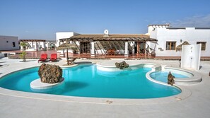 Piscina a l'aire lliure