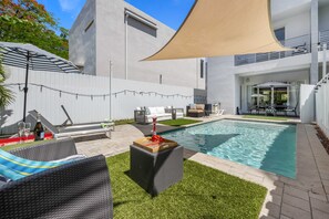 Opvarmet pool