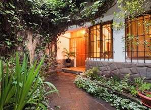 Exterior detail - Unique House in Historical Center (Cuzco)