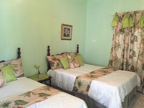 Premium-Zimmer, 2 Doppelbetten, Hanglage