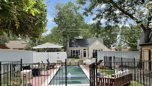Exterior - Red Gate Inn LLC (McKinney)