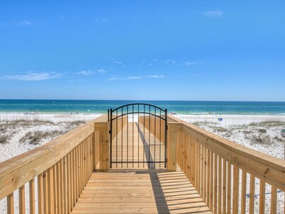 Wits End, East. Gulf Shores. 6BR, 6BA. Piscina. Impresionante segundo piso playa walkover!