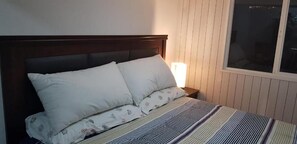 Free WiFi, bed sheets