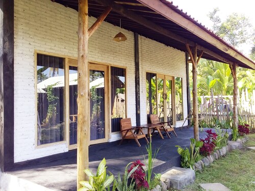 Medewi Dorm House - Surfen & Bleiben