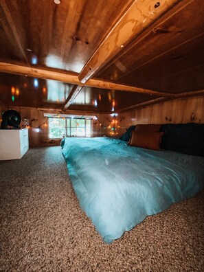 3 bedrooms, WiFi, bed sheets - Tiny Home on Norris! (Andersonville)