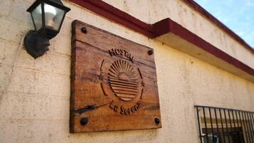 EntrĂ©e de lâhĂ©bergement