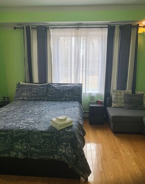 4 bedrooms, iron/ironing board, free WiFi, bed sheets - INDIAN MOUNTAIN GETAWAY
Book Me and You Will Love Me!!! (ALBRIGHTSVILLE)