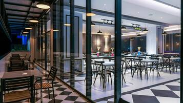 Cocina local e internacional