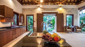 Exclusive Villa, 3 Bedrooms, Non Smoking, Pool View | Private kitchen