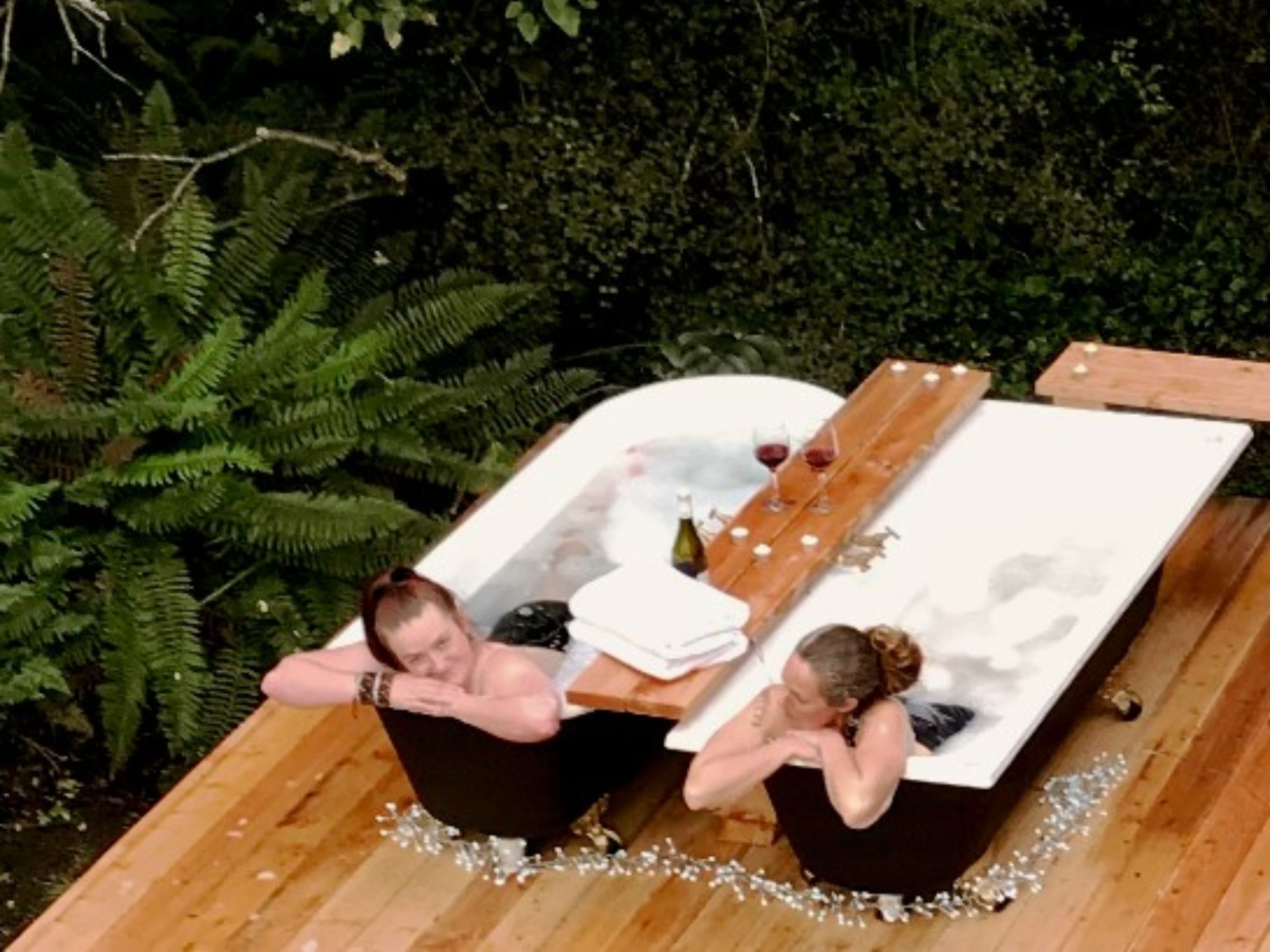 Studio Chalet with Outdoor Bathtubs, Bathroom and Cooking Facilities | Bathroom