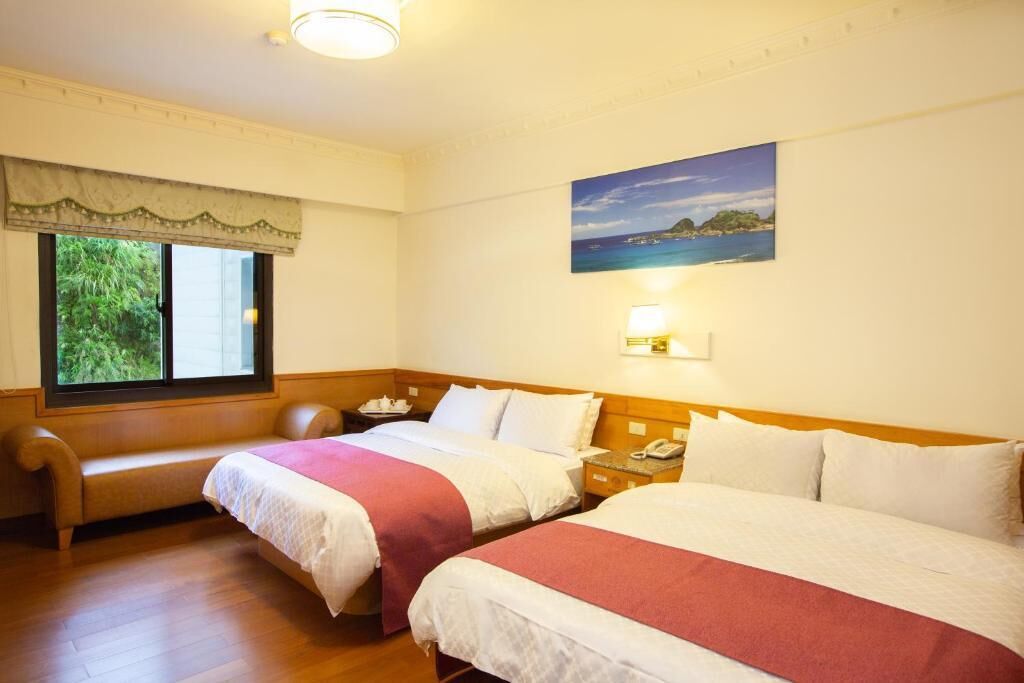 desk, blackout curtains, free wifi, bed sheets