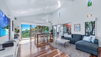 Televisio, työhuone