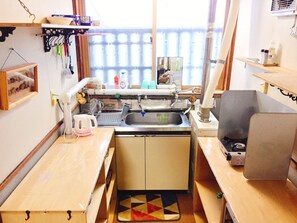 Fridge, microwave, stovetop, electric kettle