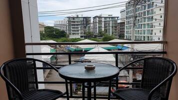 Quarto casal luxo | Vista do quarto