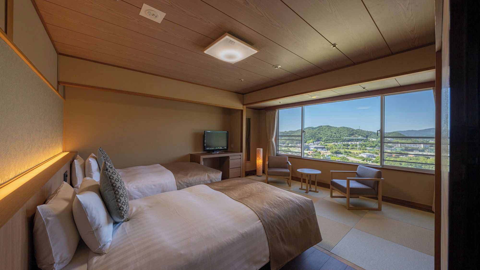 Coffres-forts dans les chambres, Wi-Fi gratuit, draps fournis