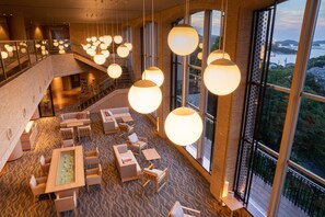 Lobby - Kamenoi Hotel Toba (Toba)