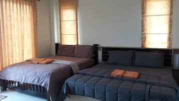 Blackout drapes, WiFi (free), bed sheets