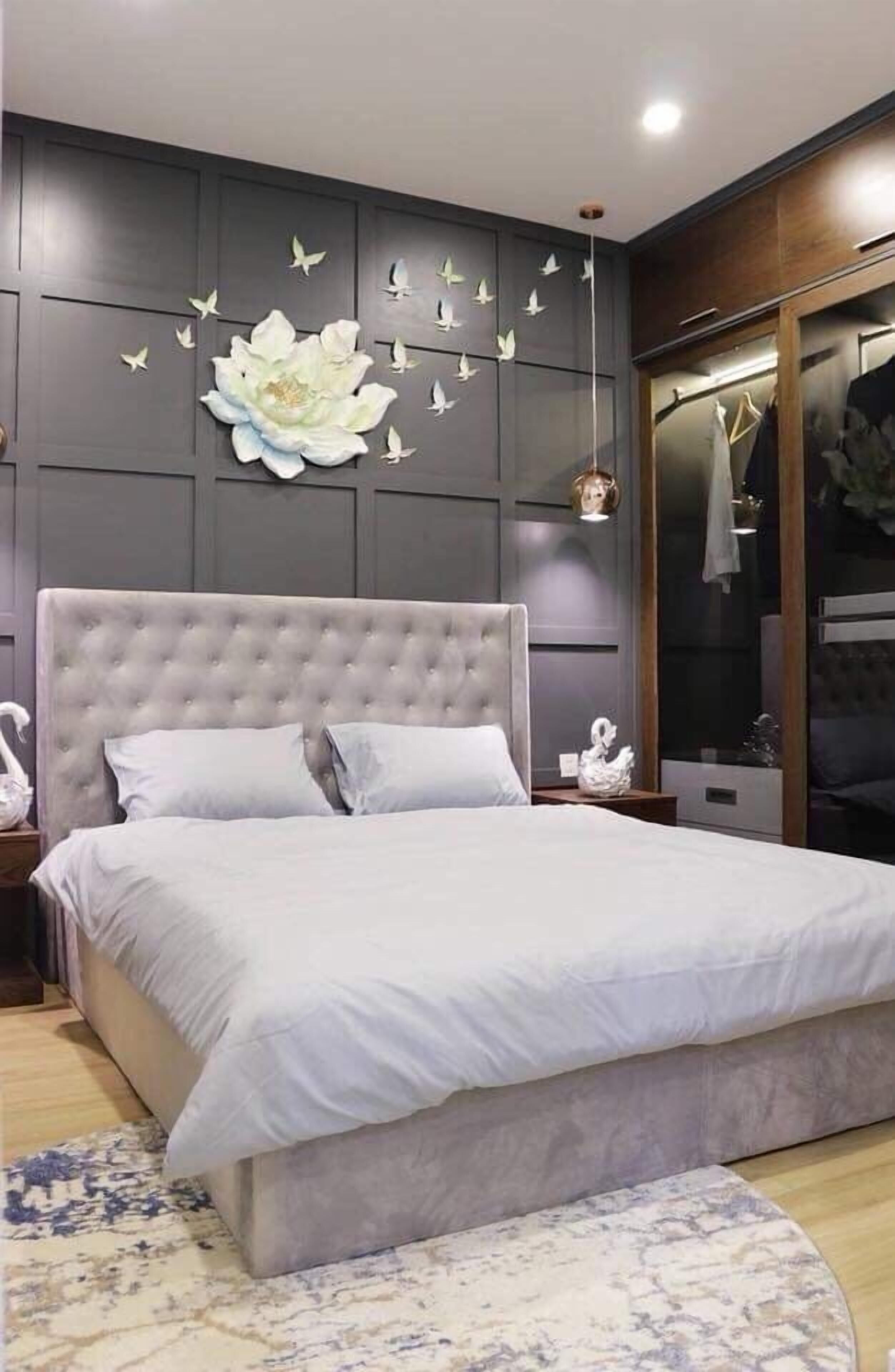 In-room safe, desk, blackout drapes, soundproofing