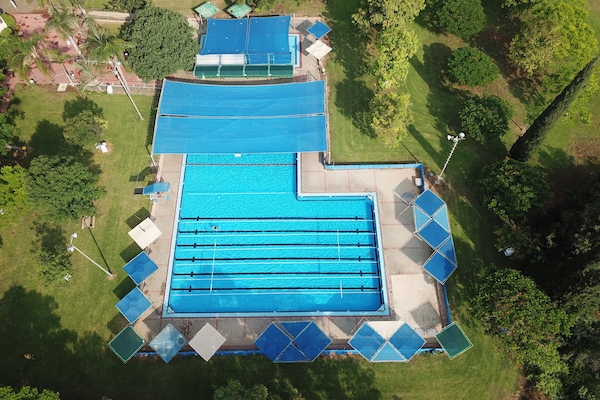 Alberca al aire libre por temporada