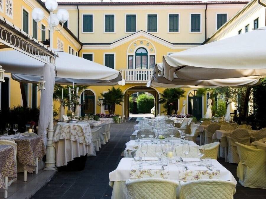 Mittagessen und Abendessen