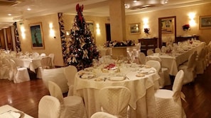 Lunch and dinner served  - Hotel Alla Busa (Noventa Vicentina)