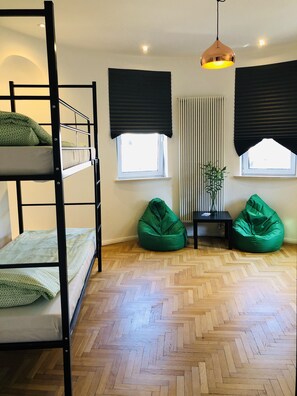Blackout drapes, free WiFi, bed sheets