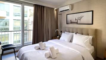 Deluxe Apartment, 4 Bedrooms, Balcony | 4 bedrooms, premium bedding, in-room safe, desk
