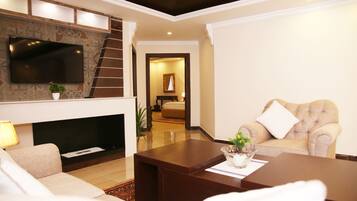 Coffres-forts dans les chambres, rideaux occultants