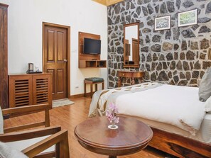 Luxury Double Room | Desk, laptop workspace, iron/ironing board, rollaway beds - The Koti Village Resort Chail (Shimla)