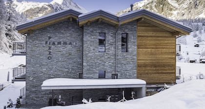 Apartment in Chalet Pizzo Fiamma 