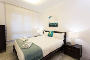 2 chambres, bureau, fer et planche à repasser, Wi-Fi gratuit