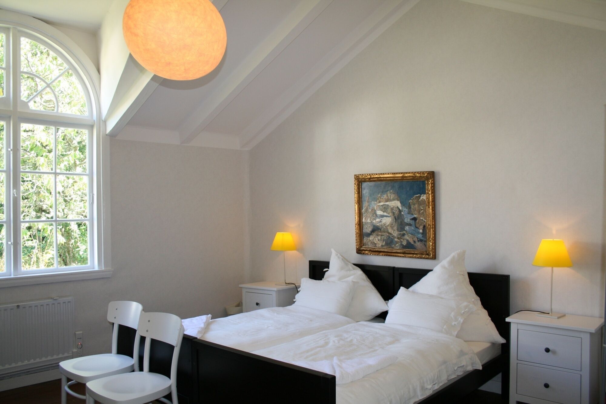 Double or Twin Room, Shared Bathroom (Annex) | Individually decorated, individually furnished, free WiFi, bed sheets