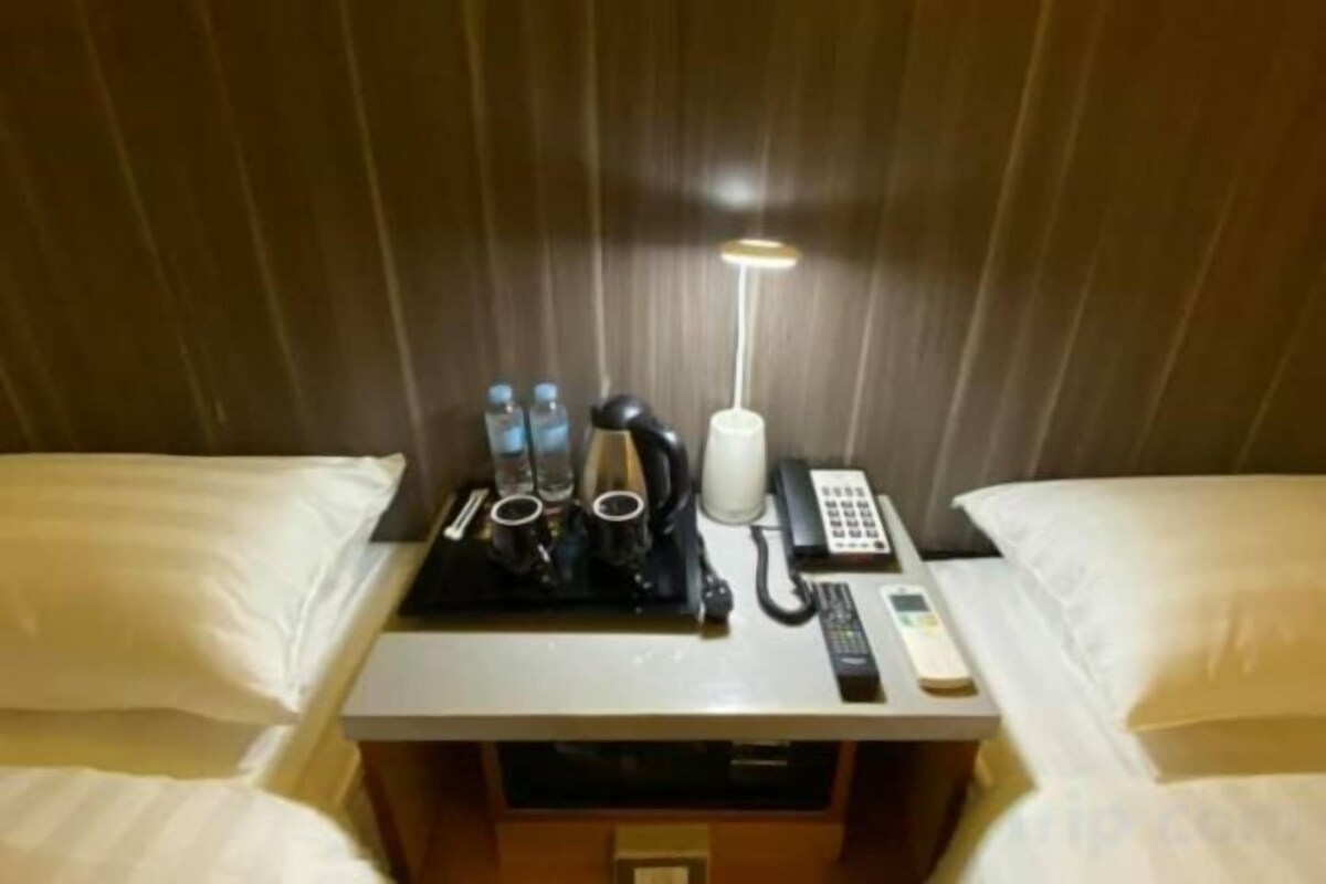 In-room safe, desk, iron/ironing board (on request), WiFi (free)