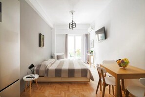 1 bedroom, iron/ironing board, WiFi, bed sheets