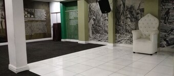 Hotel Savera