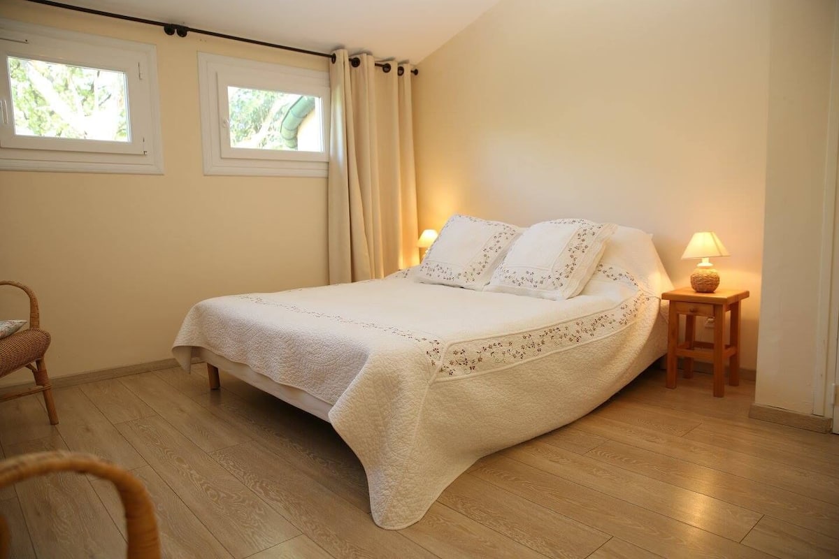 Kamar Double Superior, pemandangan samudra | Setrika/meja setrika dan tempat tidur bayi gratis