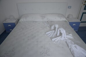 Panoramic Room
