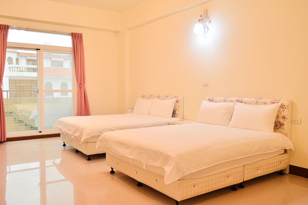 1 Schlafzimmer, Schreibtisch, Verdunkelungsvorhänge