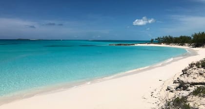 Quédese a bordo de un yate de 42 pies en Paradise